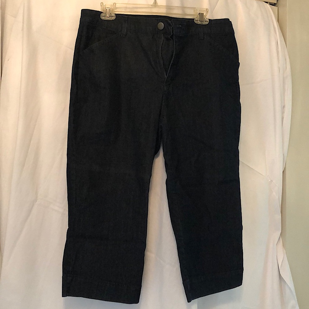Bandolino Crop Jeans Size 14